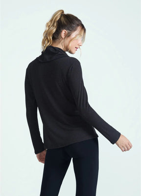 Camiseta Feminina Manga Longa Gola