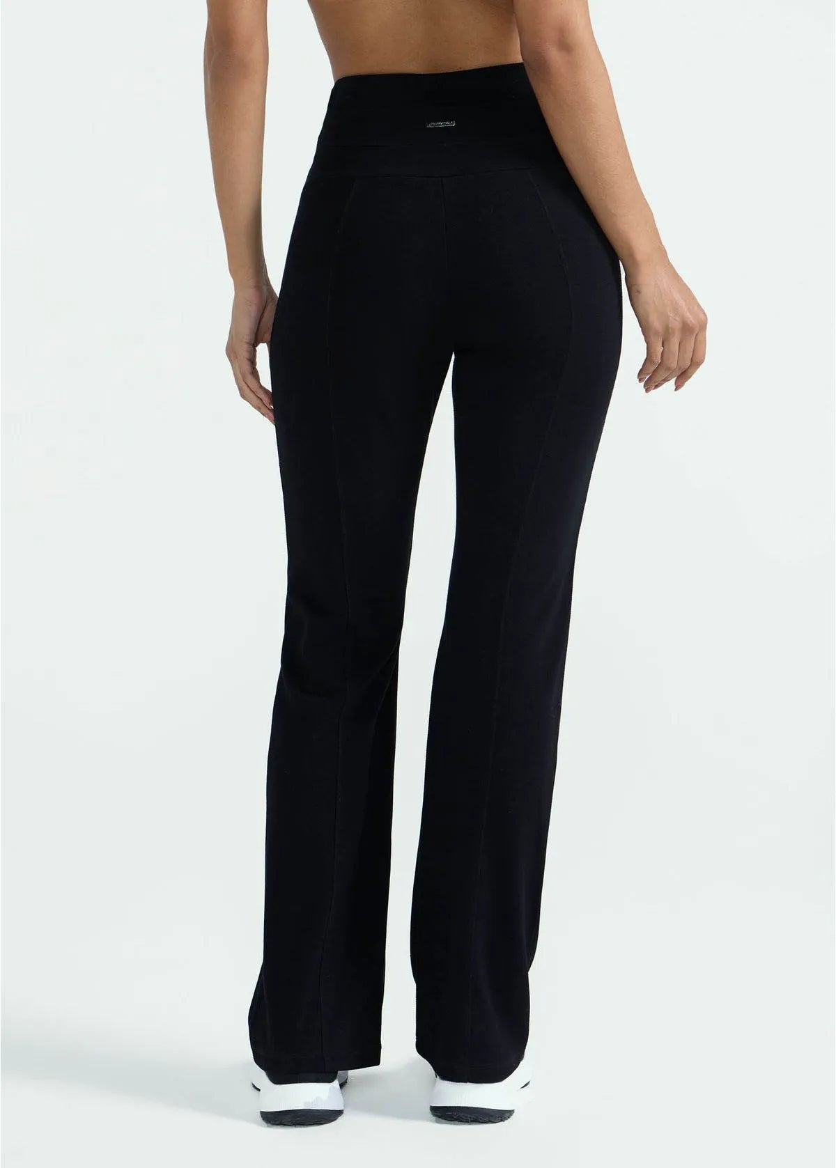 Calça Feminina Básica Recortes